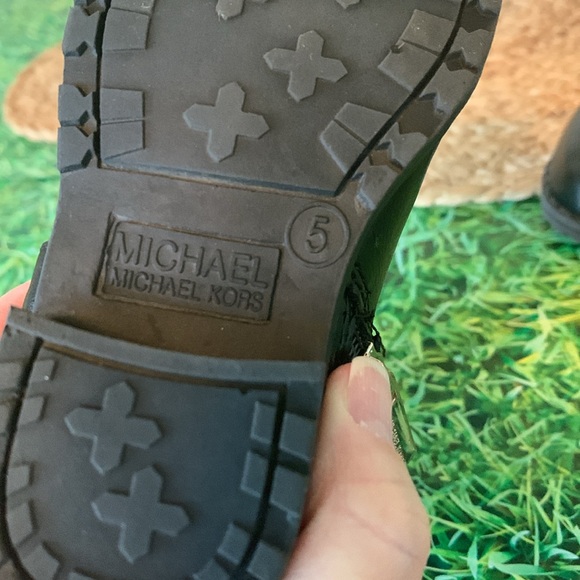 FREE WITH PURCHASE******* 
Michael Kors little girls black boots, size 5, EUC - Picture 10 of 12